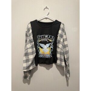 Reworked Upcycle Grunge Oversize Cropped Fleetwood Mac Top M/L